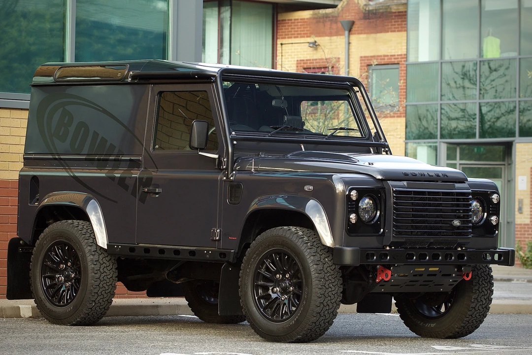 2014 Land Rover Defender 90 - Image 3 of 6