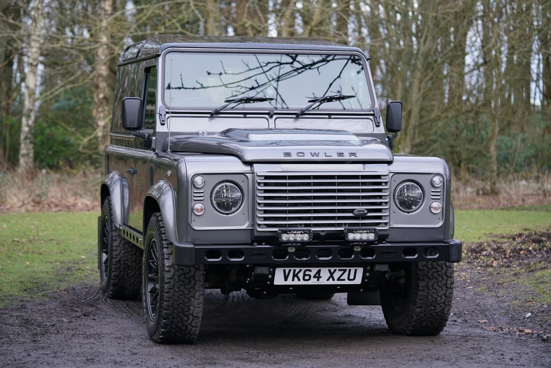 2014 Land Rover Defender 90 - Image 8 of 31