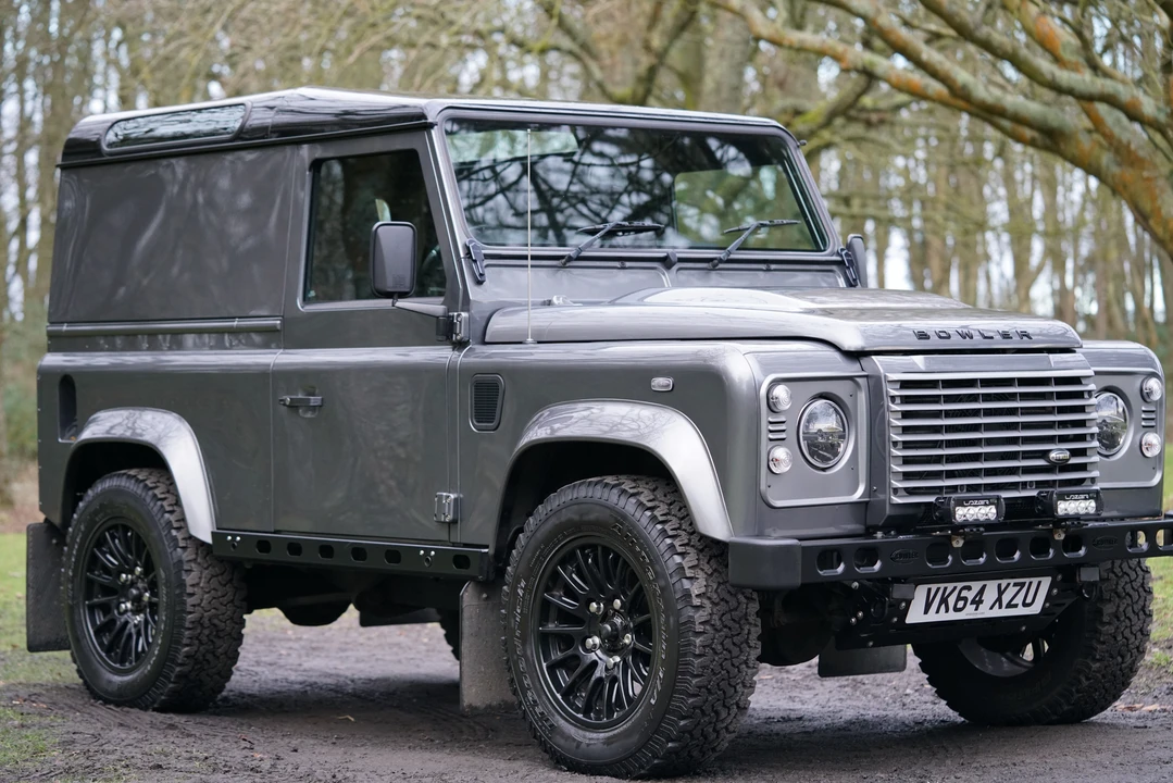 2014 Land Rover Defender 90 - Image 13 of 31
