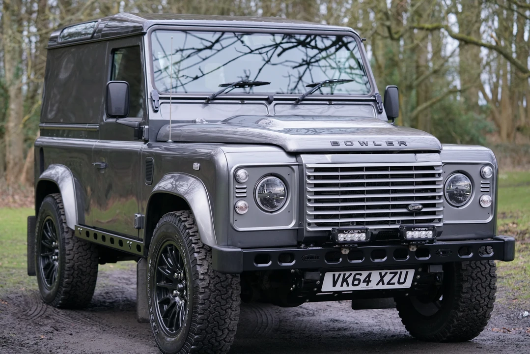 2014 Land Rover Defender 90 - Image 11 of 31