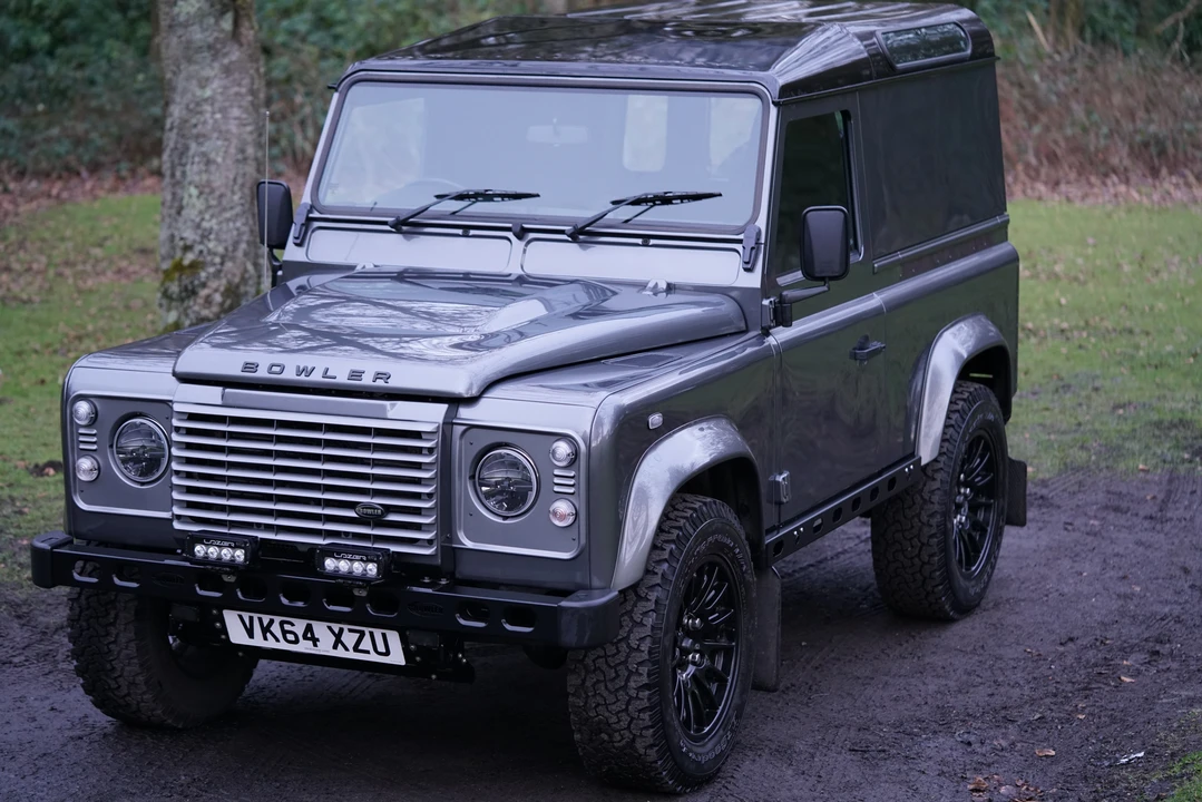 2014 Land Rover Defender 90 - Image 25 of 31