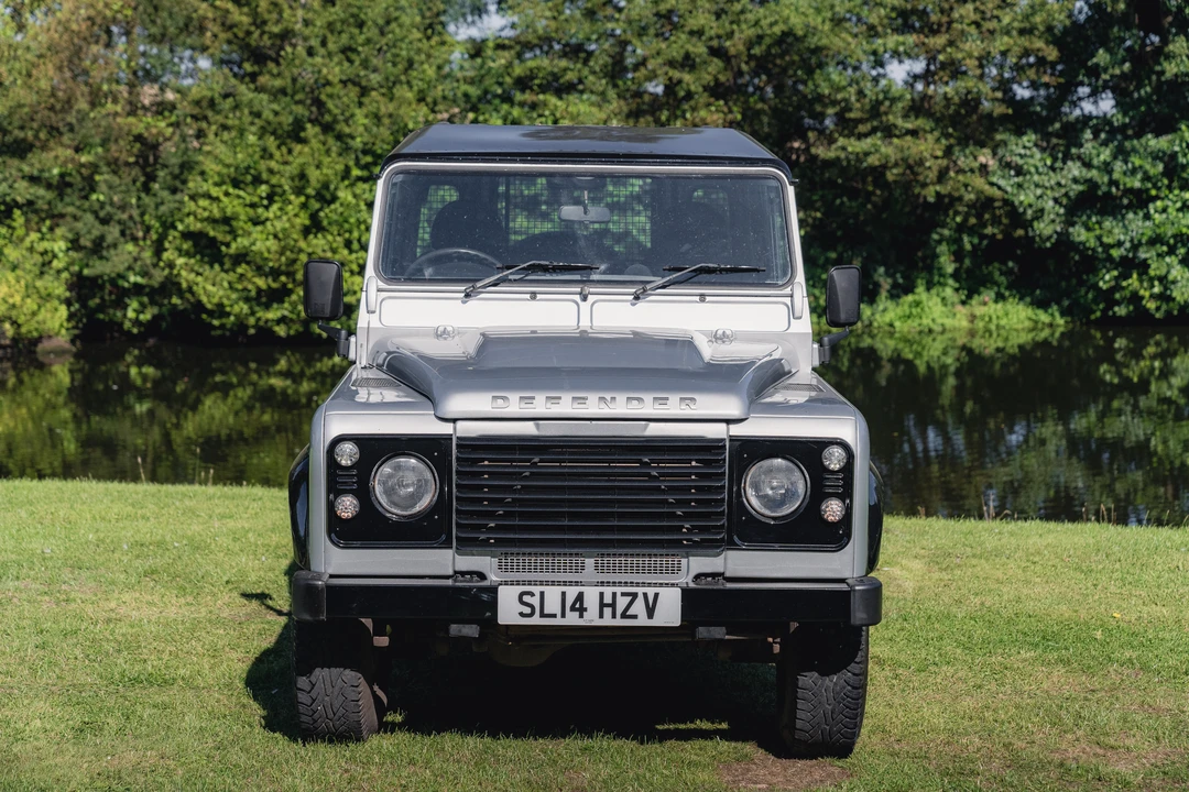 2014 Land Rover Defender 90 - Image 18 of 31