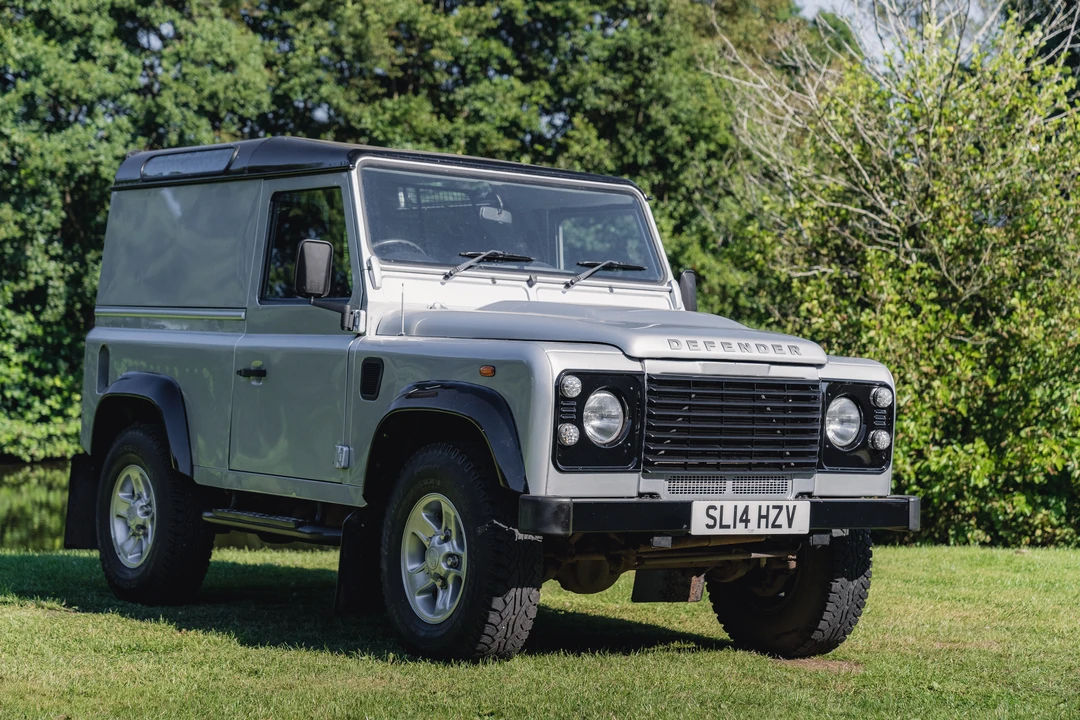 2014 Land Rover Defender 90 - Image 21 of 31