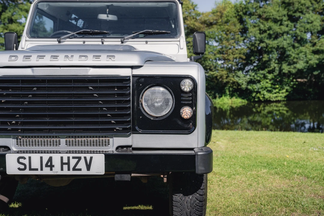 2014 Land Rover Defender 90 - Image 27 of 31