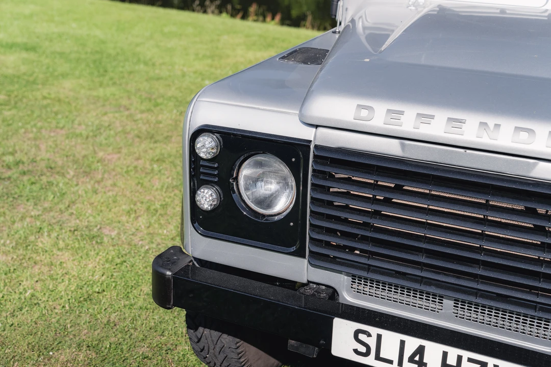 2014 Land Rover Defender 90 - Image 30 of 31