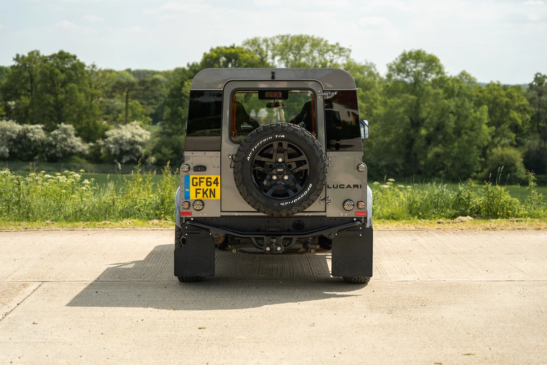 2014 Land Rover Defender 90 - Image 7 of 31