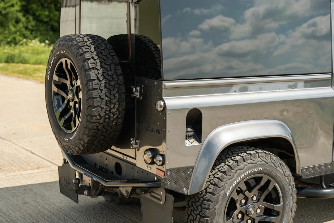 2014 Land Rover Defender 90 - Image 30 of 31