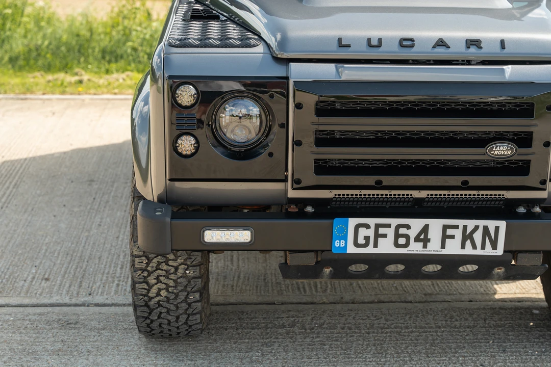 2014 Land Rover Defender 90 - Image 23 of 31