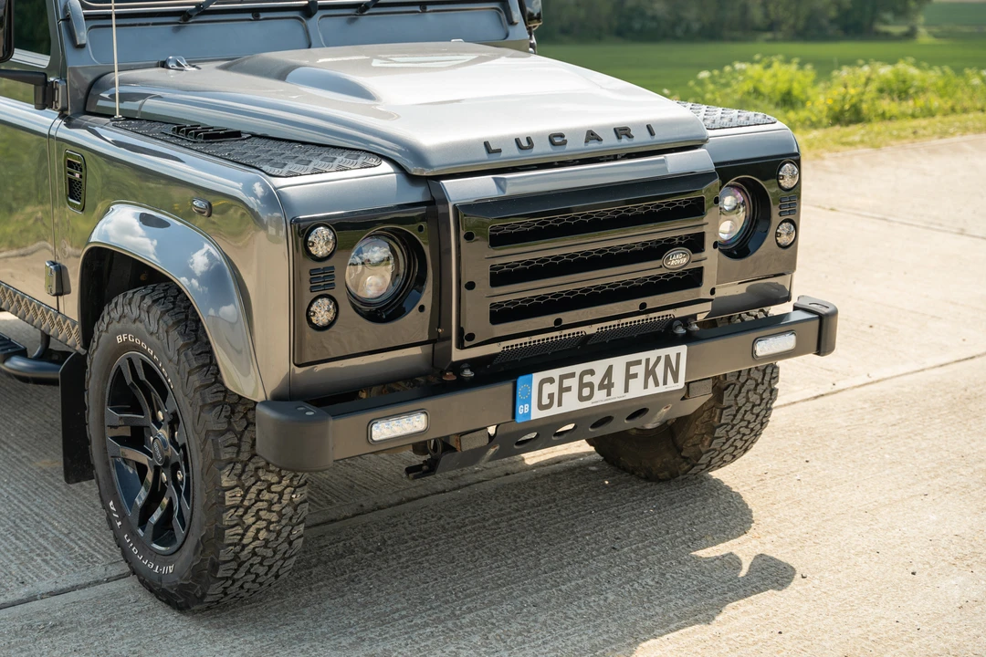 2014 Land Rover Defender 90 - Image 25 of 31