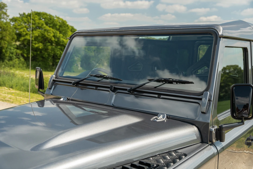 2014 Land Rover Defender 90 - Image 28 of 31