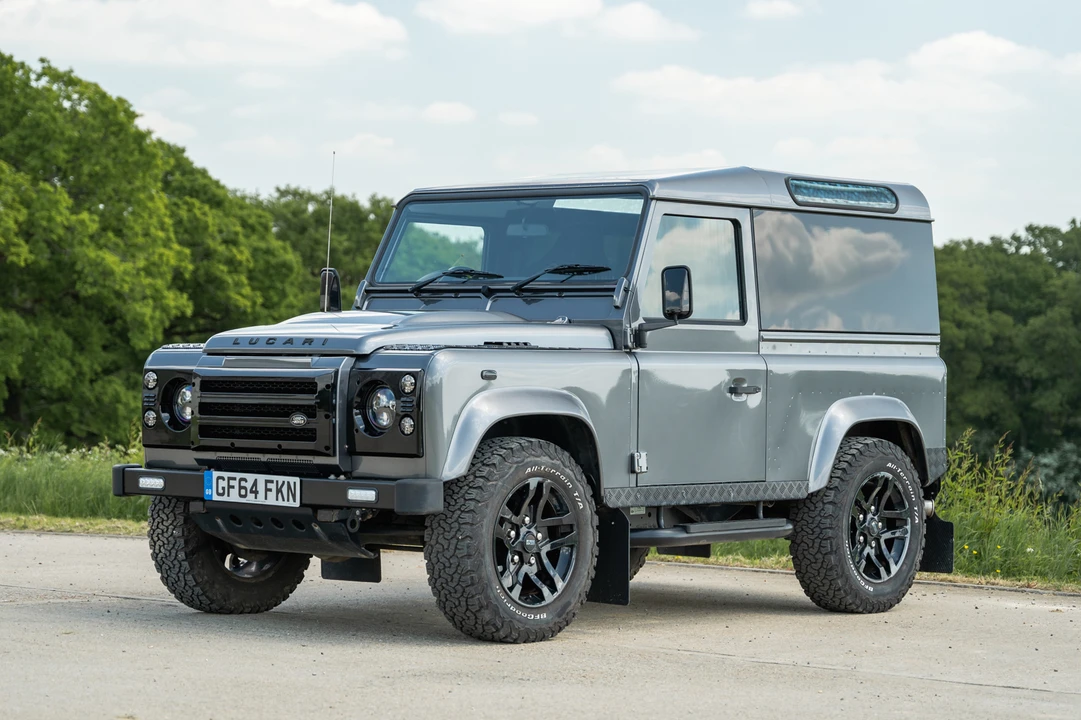 2014 Land Rover Defender 90 - Image 2 of 31