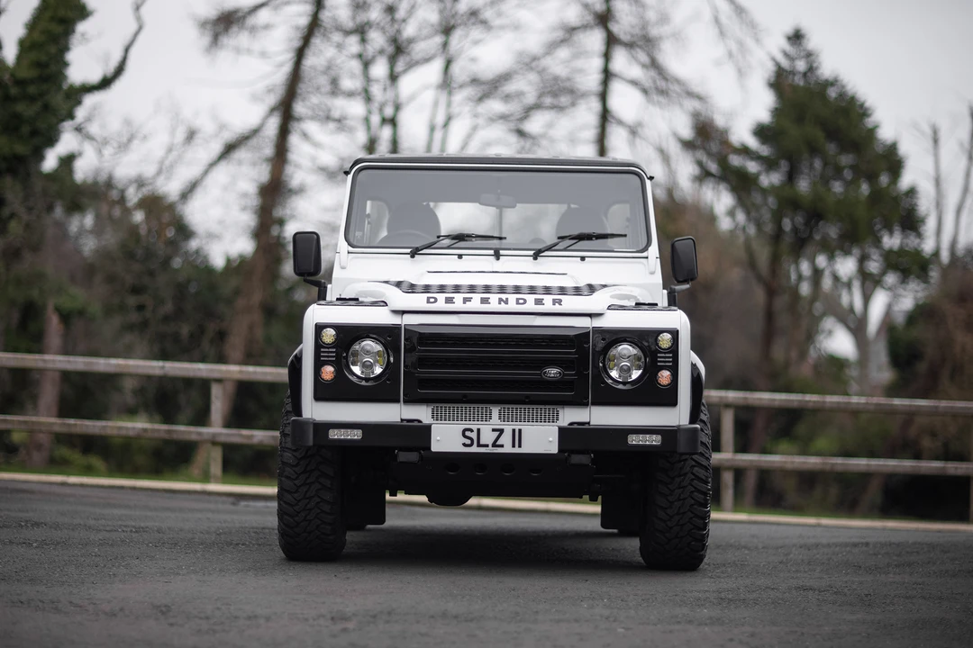2014 Land Rover Defender 90 - Image 12 of 31