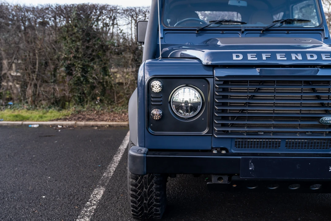 2014 Land Rover Defender 90 - Image 18 of 31