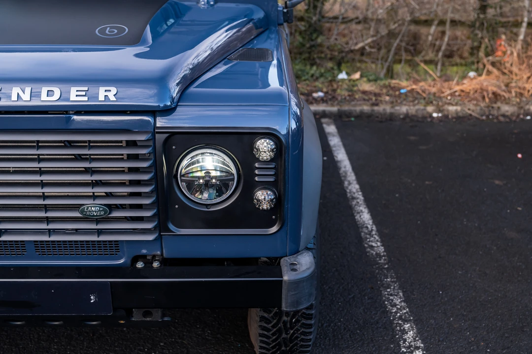 2014 Land Rover Defender 90 - Image 24 of 31