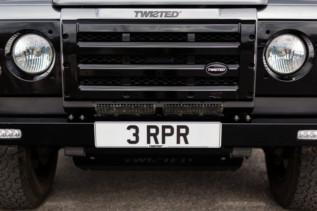 2014 Land Rover Defender 90 - Image 17 of 31