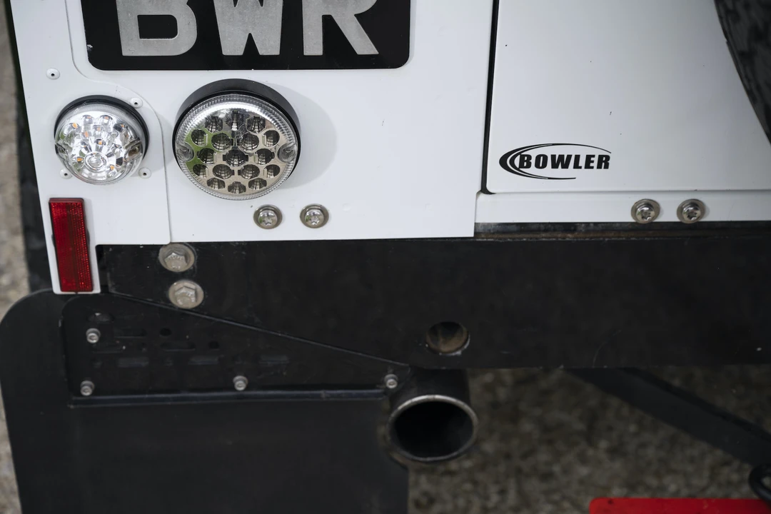 2014 Land Rover Defender 90 - Image 24 of 31