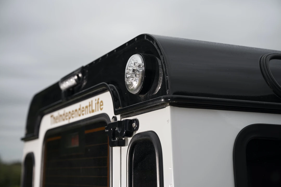 2014 Land Rover Defender 90 - Image 26 of 31