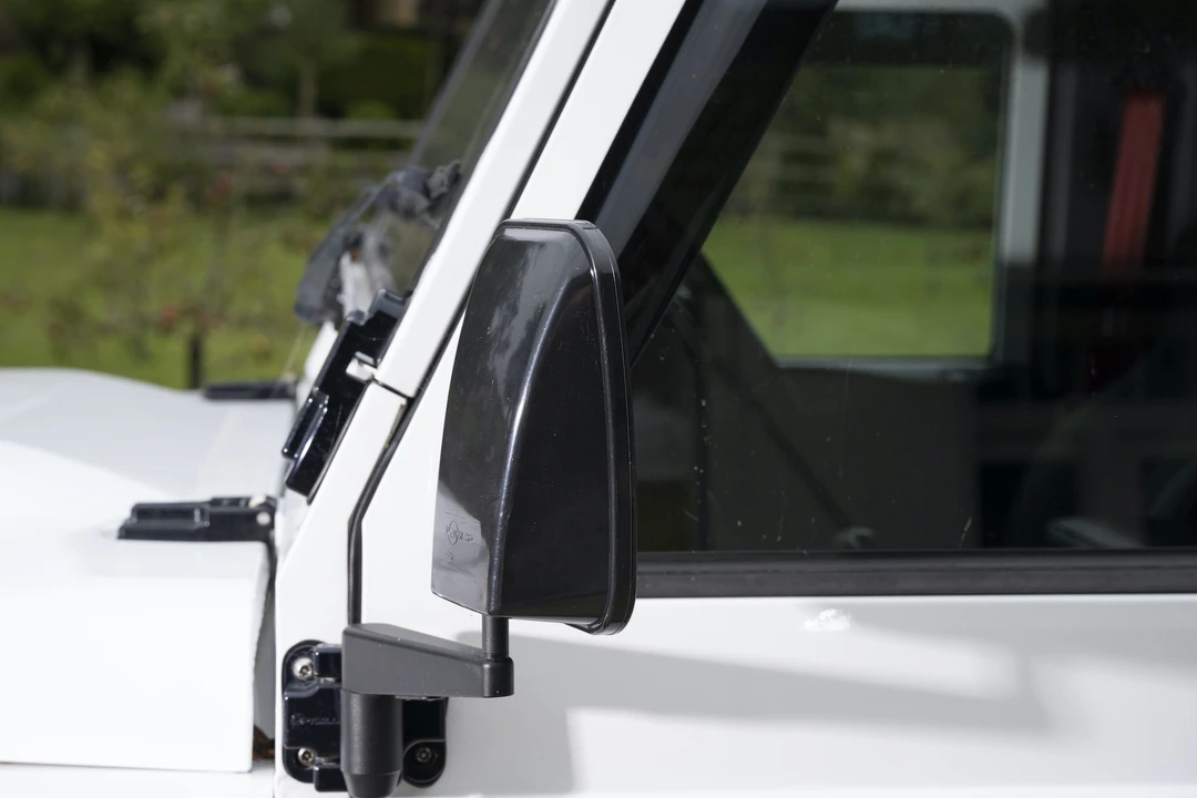 2014 Land Rover Defender 90 - Image 20 of 31