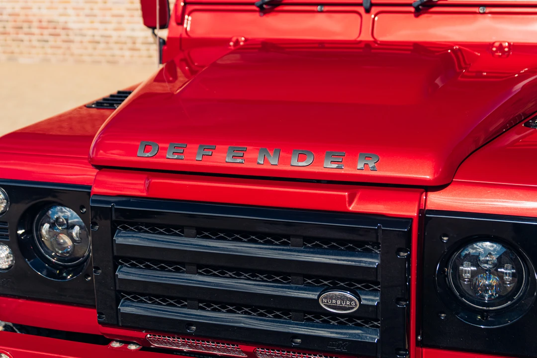 2014 Land Rover Defender 90 - Image 20 of 31