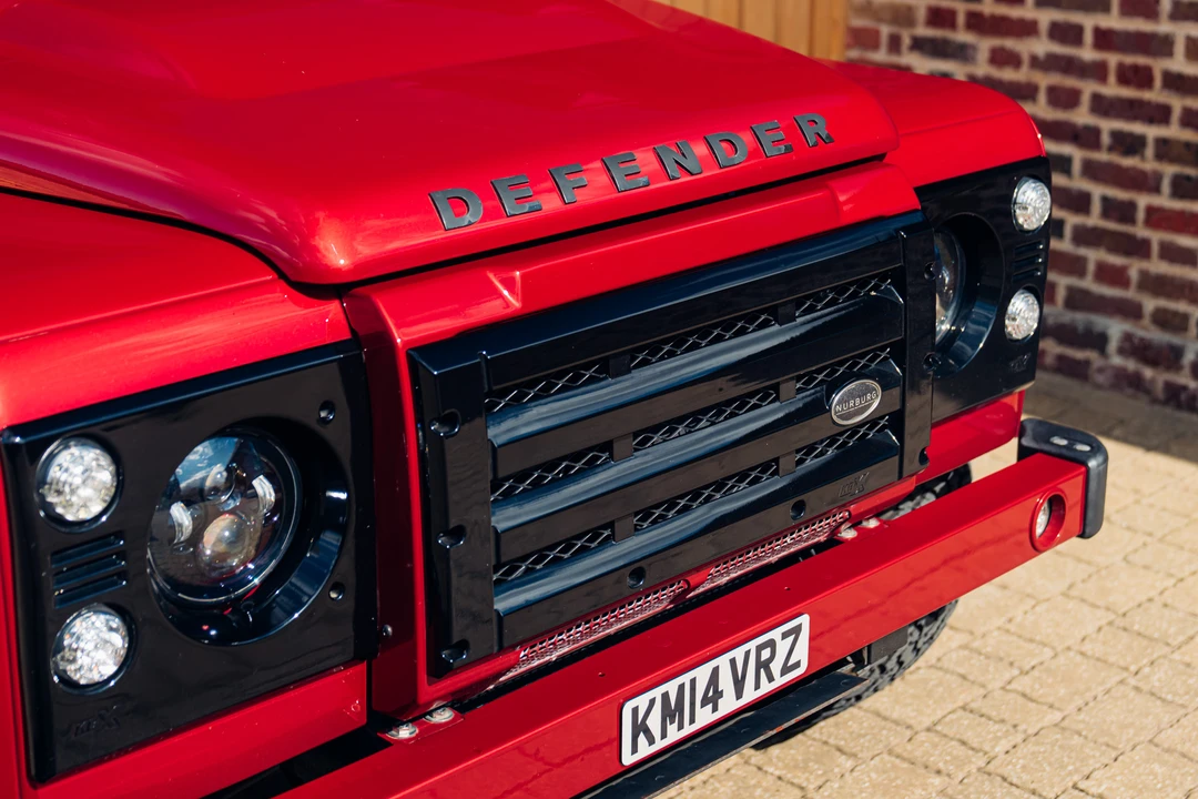 2014 Land Rover Defender 90 - Image 25 of 31