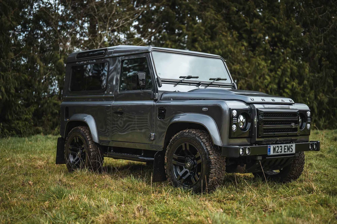 2014 Land Rover Defender 90 - Image 6 of 31