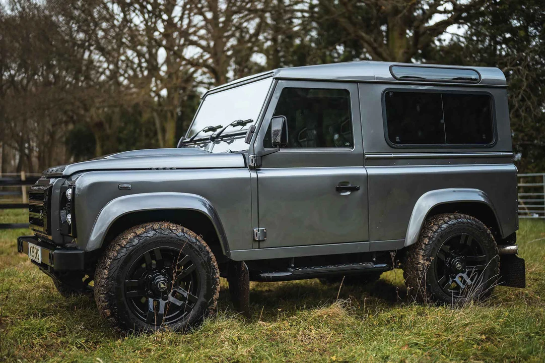 2014 Land Rover Defender 90 - Image 20 of 31