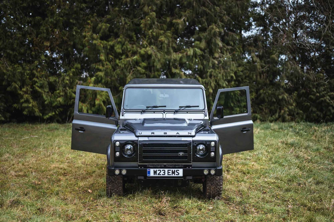 2014 Land Rover Defender 90 - Image 27 of 31
