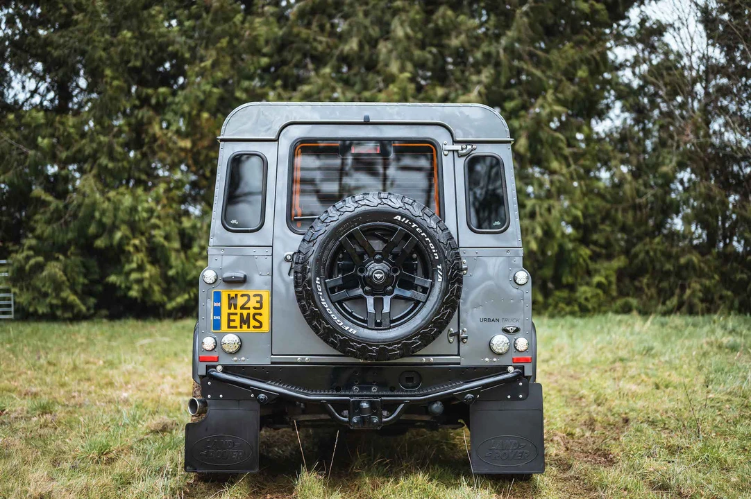 2014 Land Rover Defender 90 - Image 31 of 31