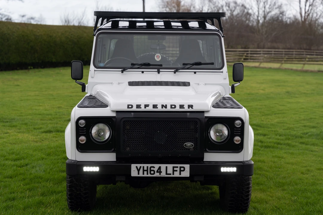 2014 Land Rover Defender 90 - Image 20 of 31