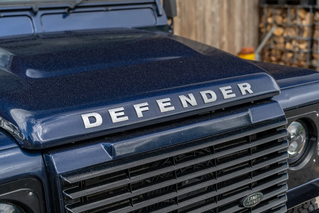 2014 Land Rover Defender 90 - Image 20 of 31