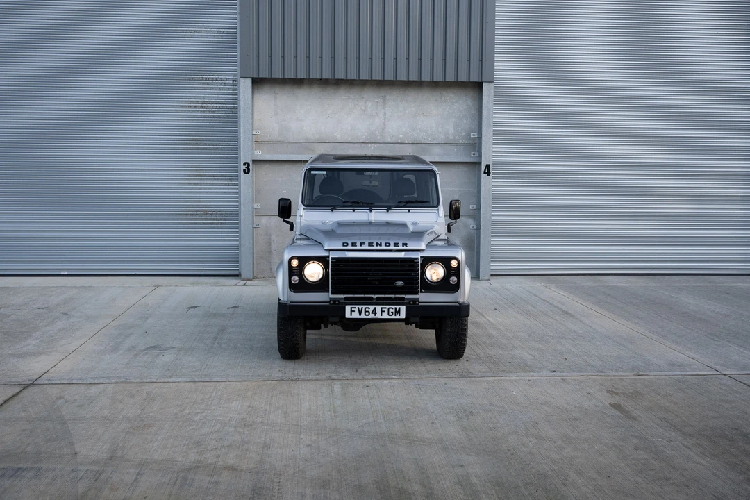 2014 Land Rover Defender 90 - Image 20 of 31
