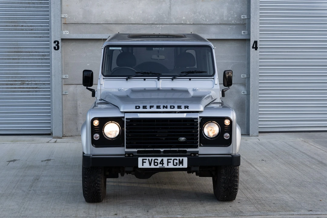 2014 Land Rover Defender 90 - Image 21 of 31