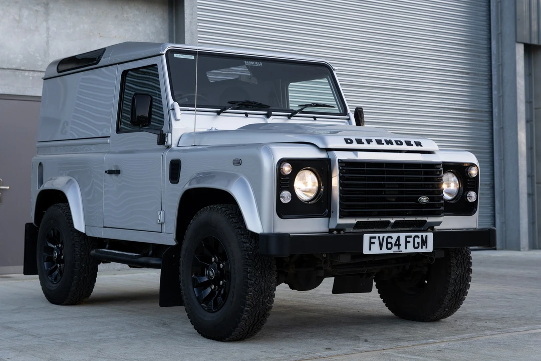 2014 Land Rover Defender 90 - Image 23 of 31