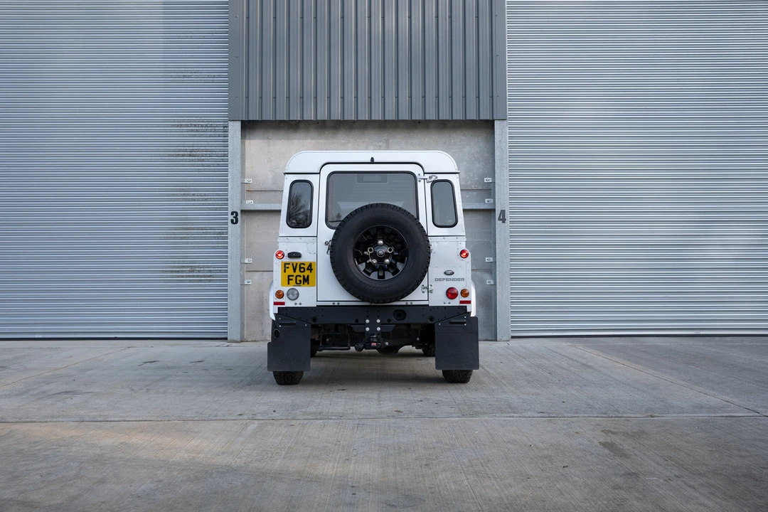 2014 Land Rover Defender 90 - Image 27 of 31