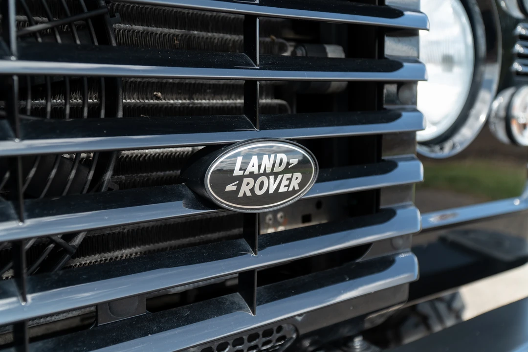 2014 Land Rover Defender 90 - Image 14 of 31