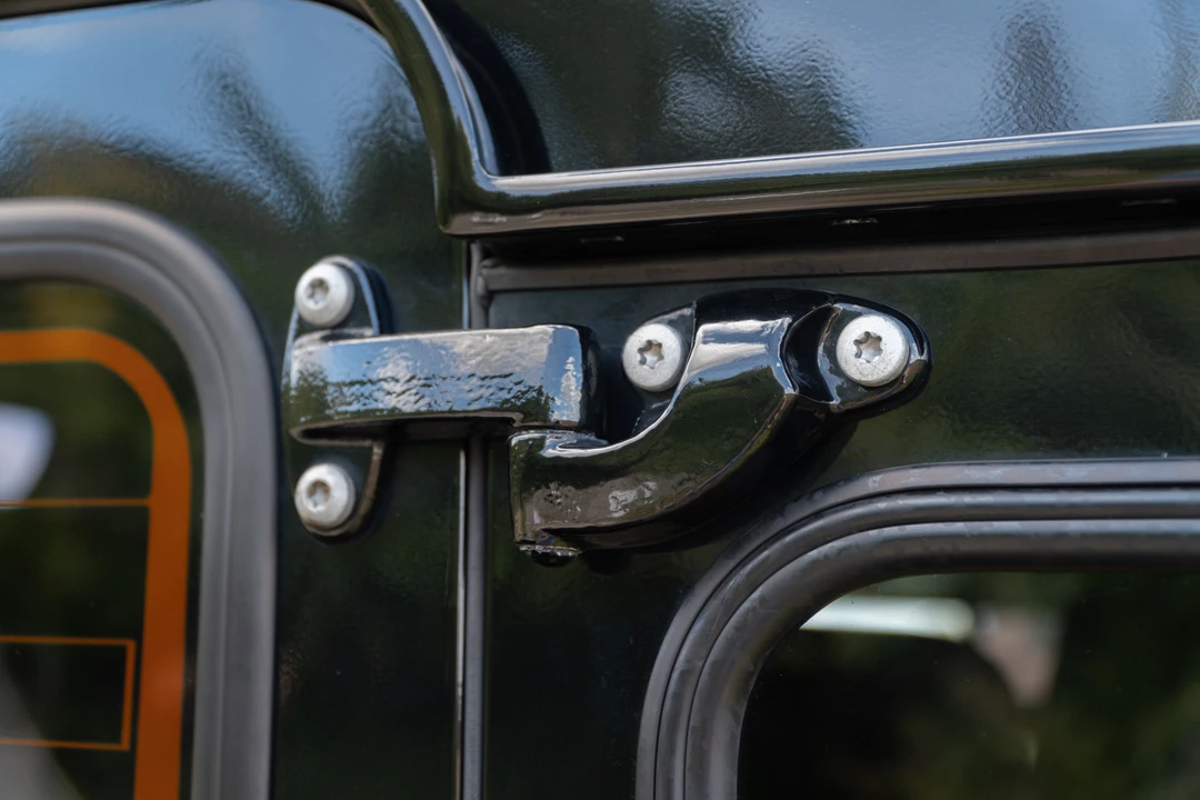 2014 Land Rover Defender 90 - Image 18 of 31