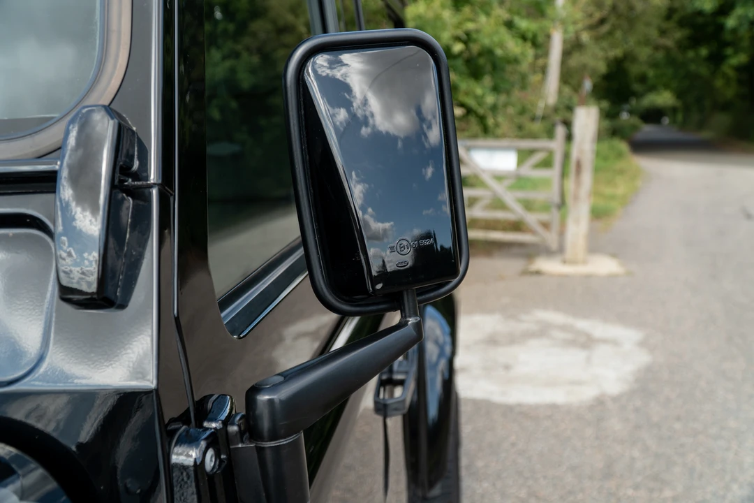 2014 Land Rover Defender 90 - Image 29 of 31