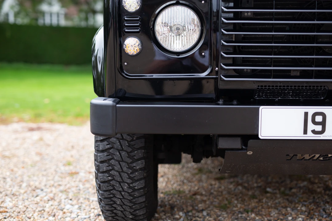 2014 Land Rover Defender 90 - Image 8 of 31