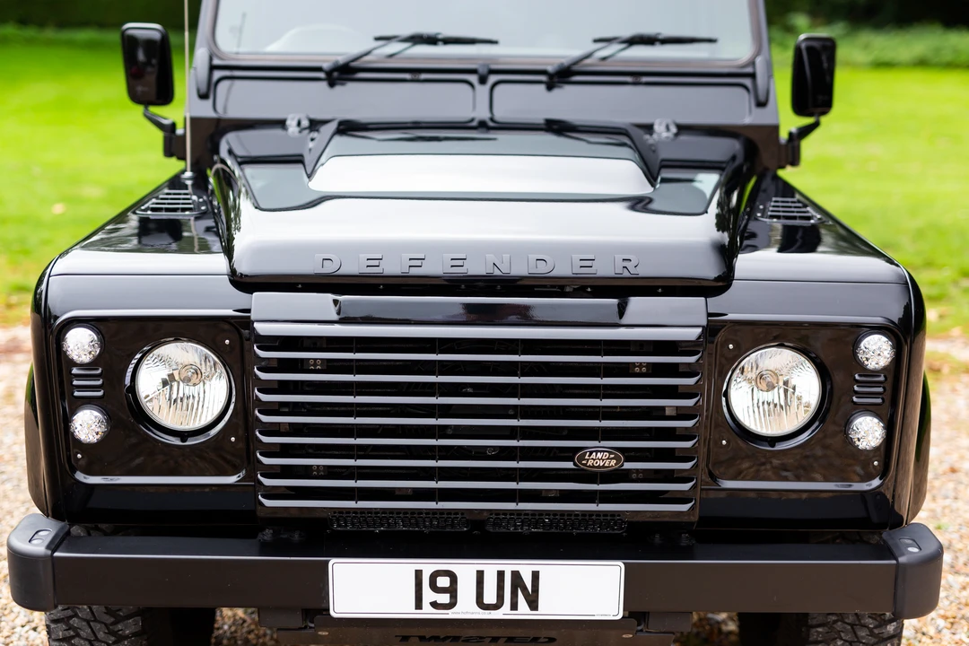 2014 Land Rover Defender 90 - Image 9 of 31