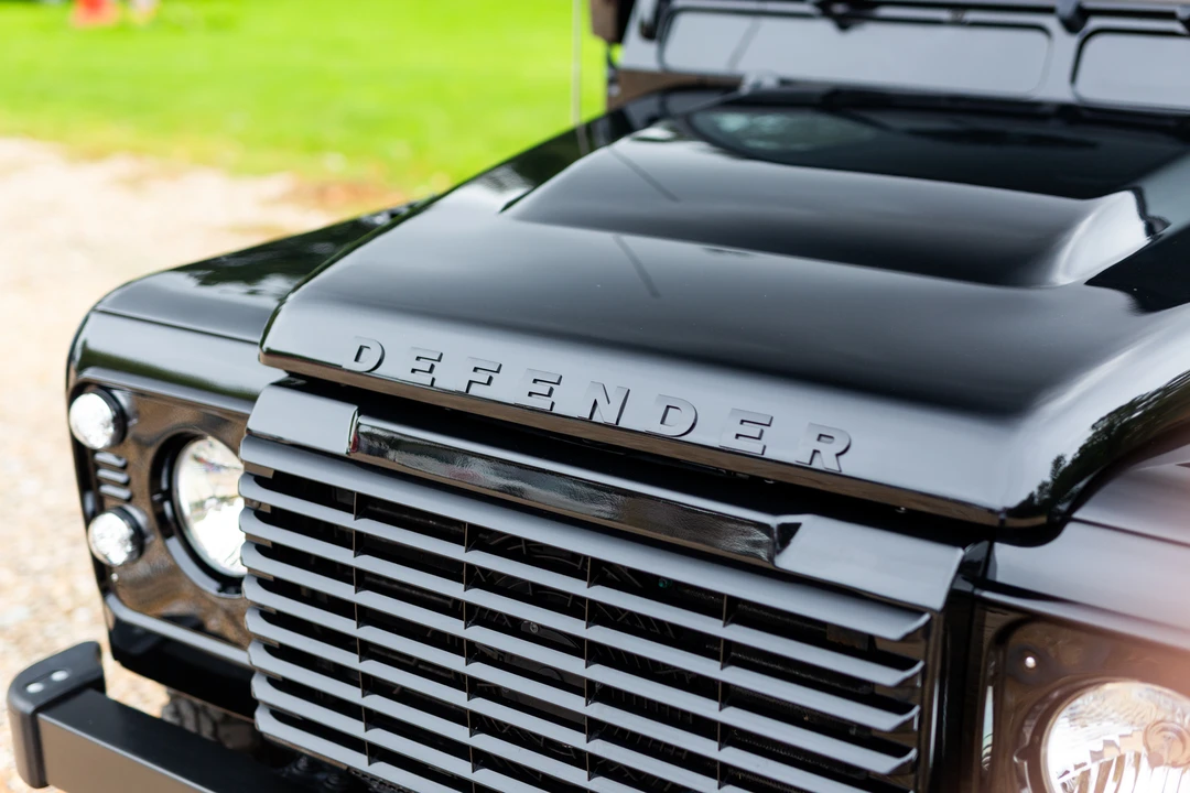 2014 Land Rover Defender 90 - Image 10 of 31