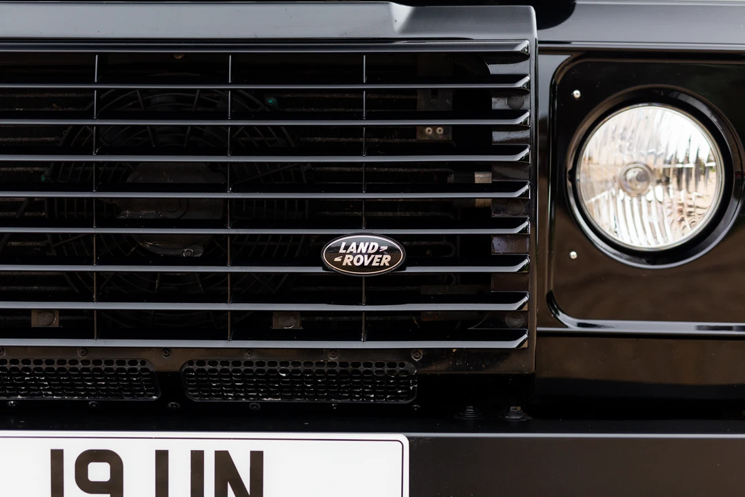 2014 Land Rover Defender 90 - Image 11 of 31