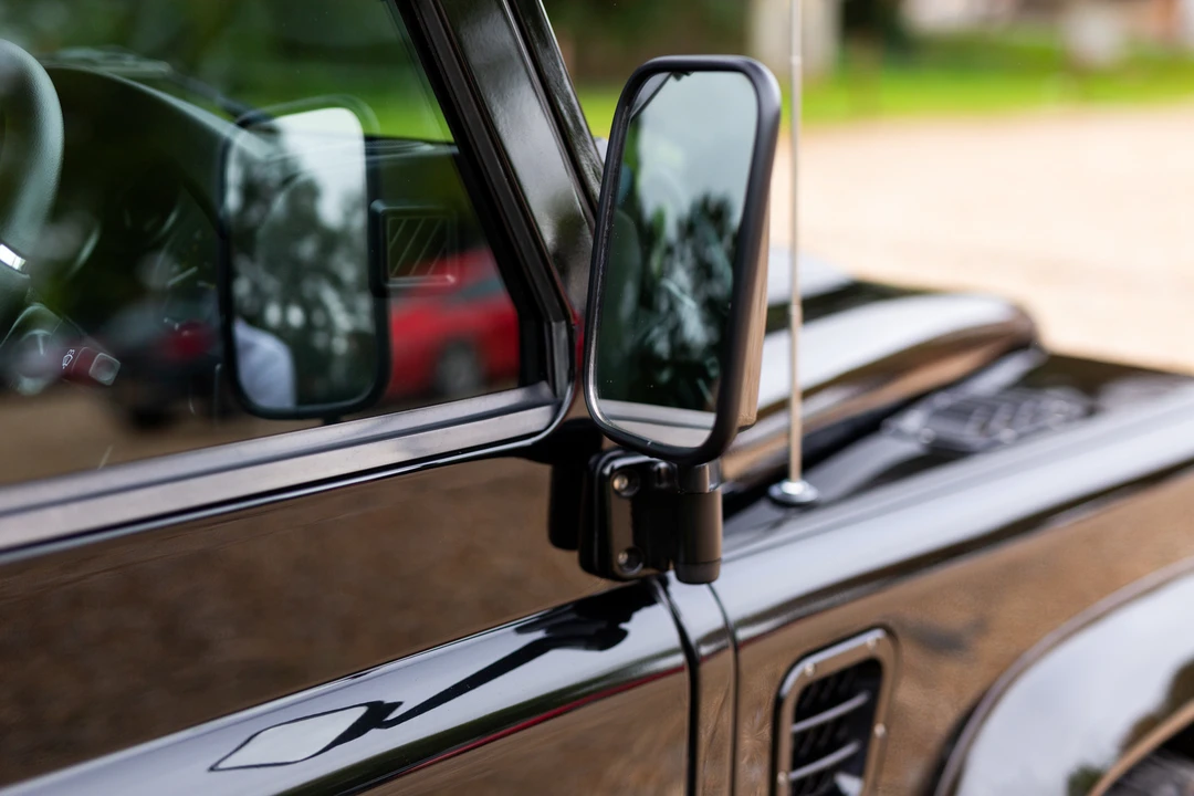 2014 Land Rover Defender 90 - Image 24 of 31