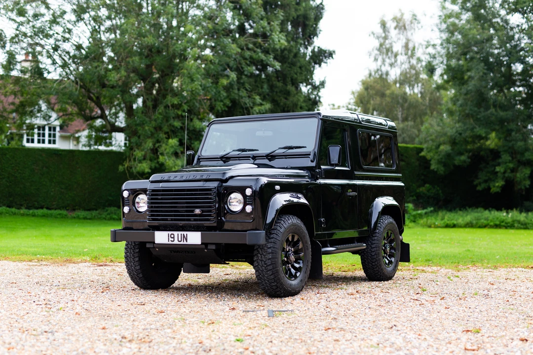 2014 Land Rover Defender 90 - Image 28 of 31