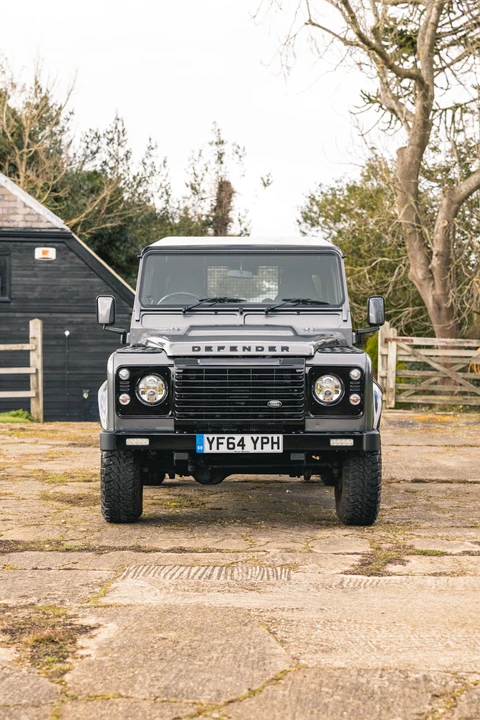 2014 Land Rover Defender 90 - Image 17 of 31