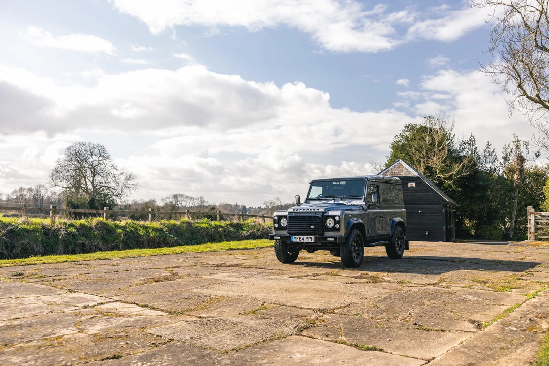 2014 Land Rover Defender 90 - Image 30 of 31
