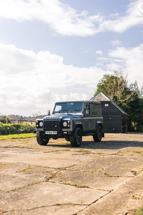 2014 Land Rover Defender 90 - Image 19 of 31