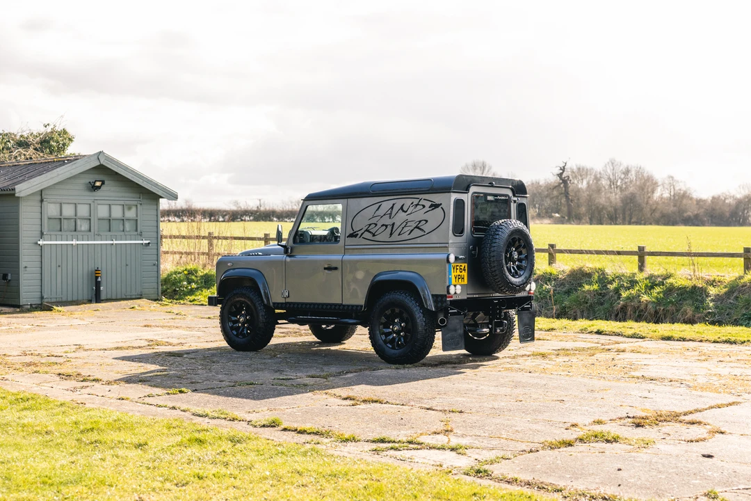 2014 Land Rover Defender 90 - Image 26 of 31
