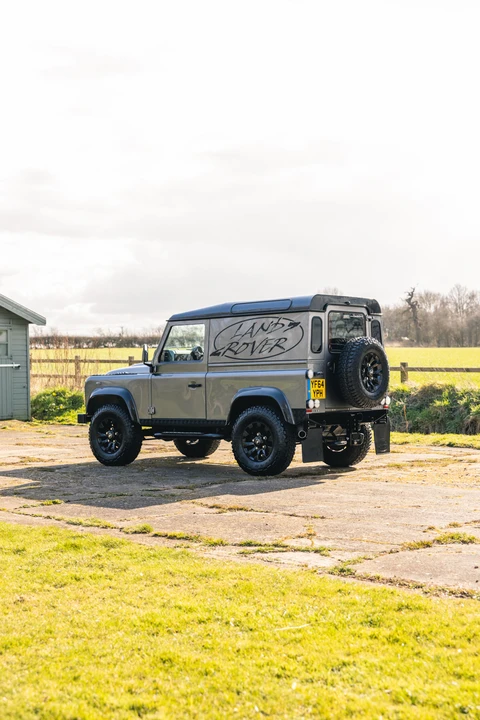 2014 Land Rover Defender 90 - Image 27 of 31