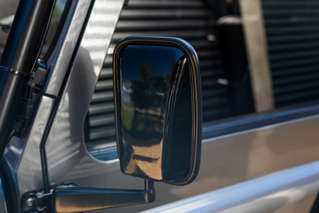 2014 Land Rover Defender 90 - Image 24 of 31