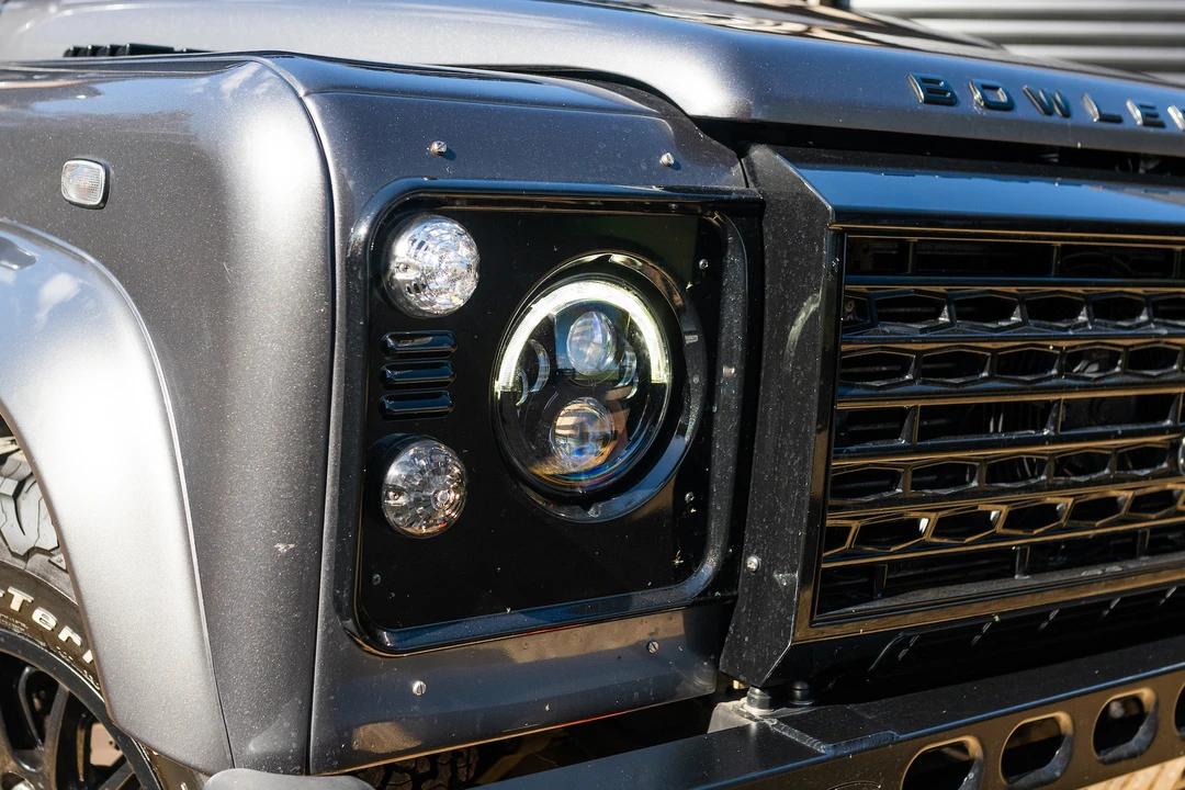 2014 Land Rover Defender 90 - Image 15 of 31